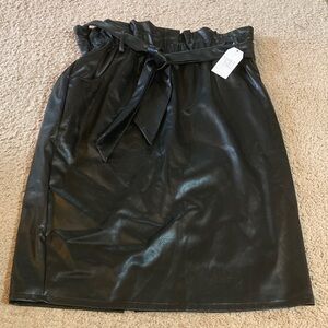 Black Faux Leather pencil Skirt size L
